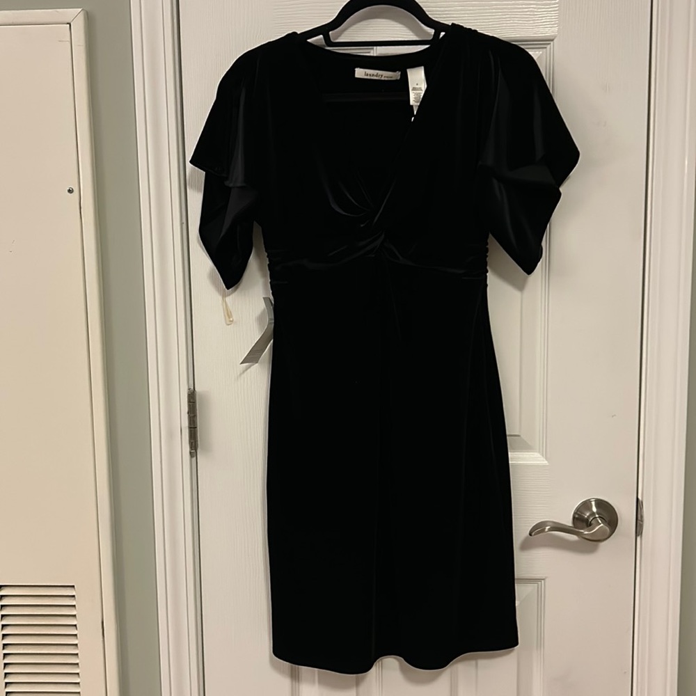 Laundry by Design black velvet dress, new with tags, size 4
